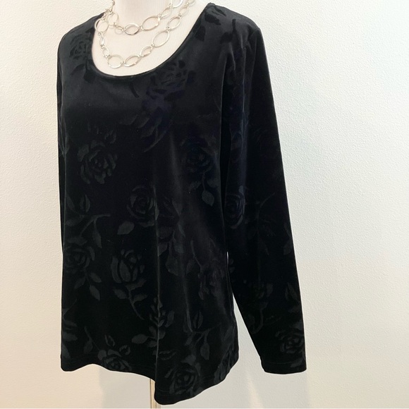 Long Sleeve Black Velvet with Embossed Roses - Picture 3 of 7